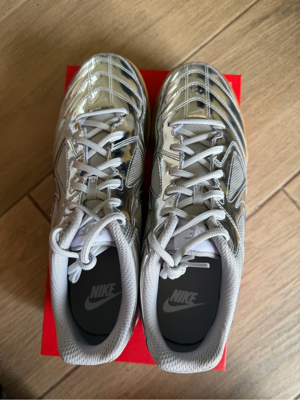 Nike Gato LV8 ( box without lid ) - Picture 7 of 10